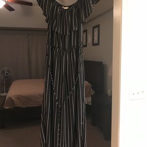 Black and white romper!!